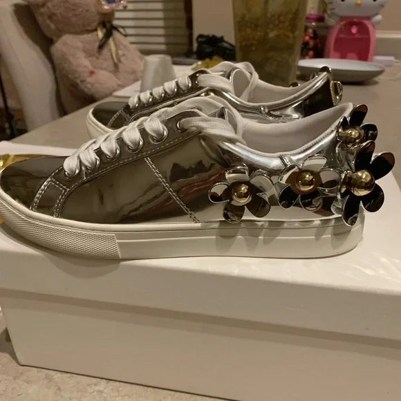 Marc jacobs daisy sneakers cheap